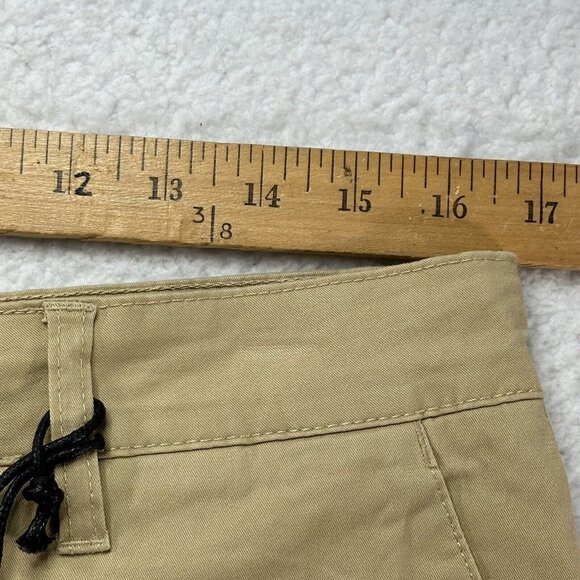 RSQ Tilly's Men's Chino Mid Length Above Knee Casual Shorts Size 31 Khaki NWT - Picture 4 of 9